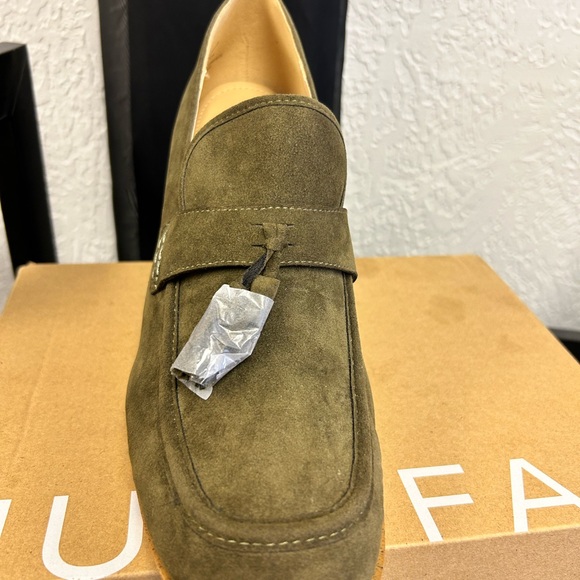 Green Heel Loafers - Picture 3 of 5